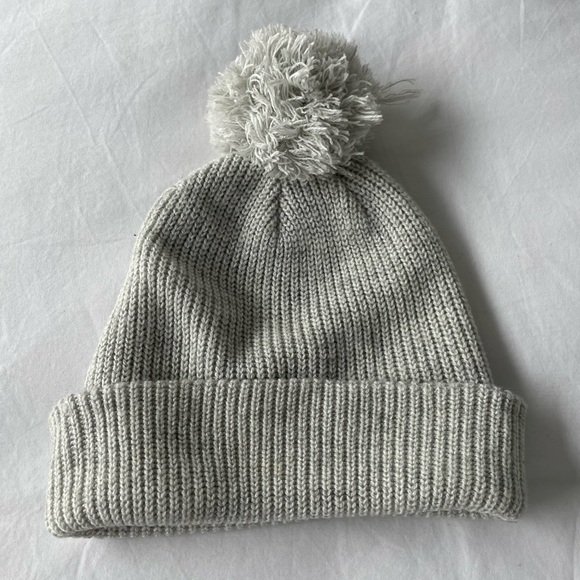 Hat - Picture 1 of 2